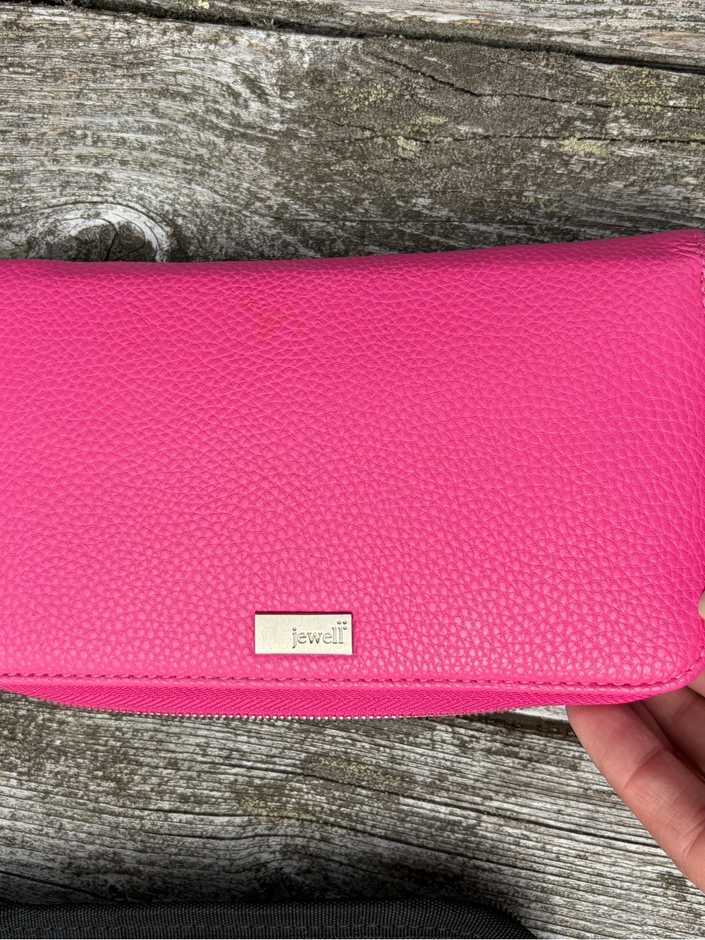 Thirty one all about the Benjamin’s Pink Pebbled Zip-Around Wallet